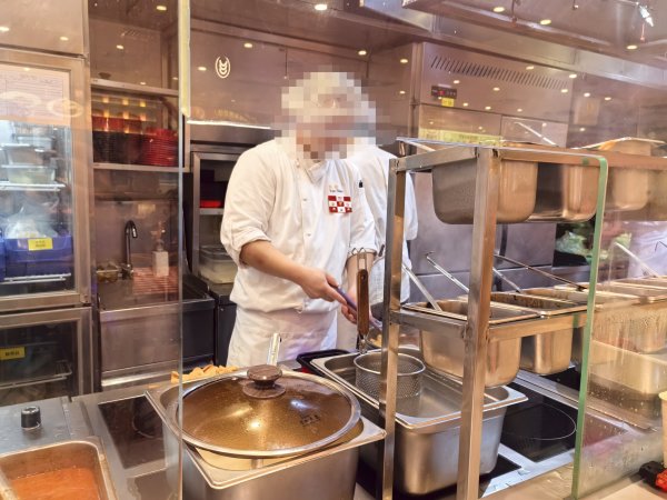 股天乐 西贝余波，重庆门店营业额下降两三成 业内人士：从消费者视角定义预制菜更合理